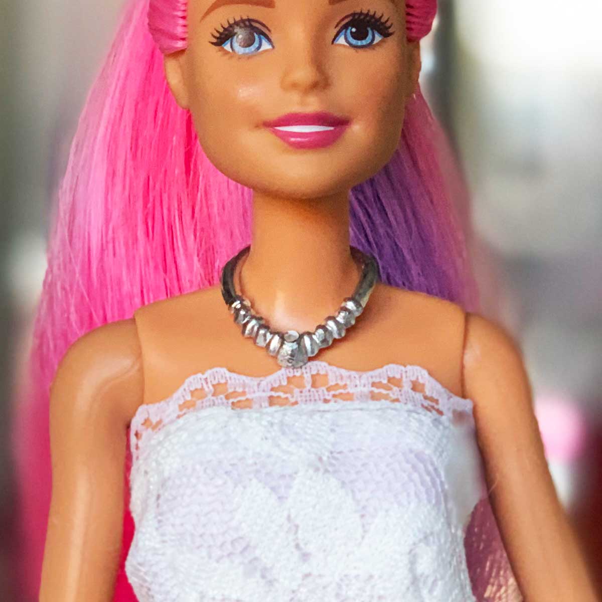 Barbie ketting zilver met sierringen en diamant