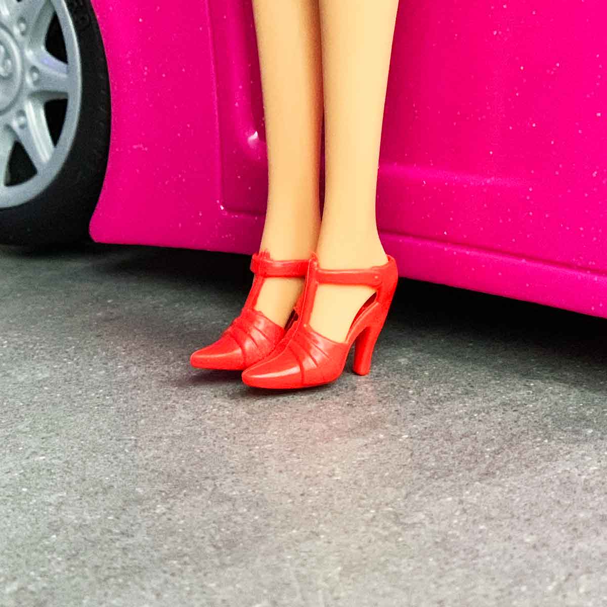Barbie schoenen rode pumps hoge sluit met riem