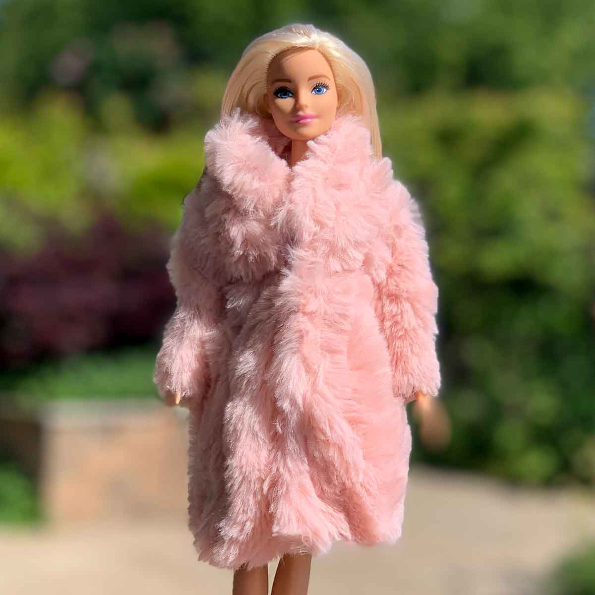Barbie winterjas zalmroze met kraag