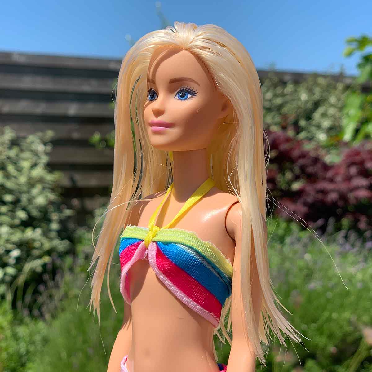 Barbie bikini multicolor met gele nekband